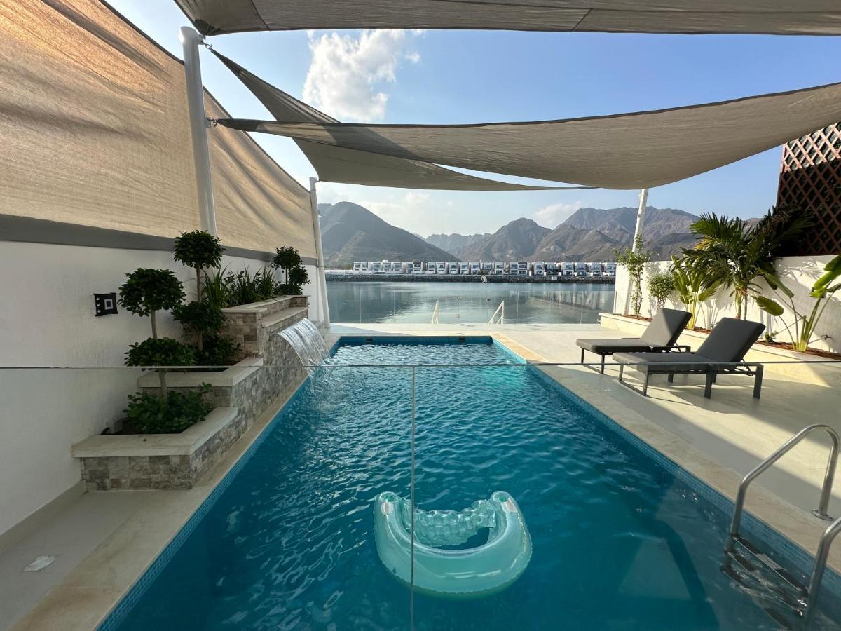 Al Dana Sea View Villa Фуджейра Екстериор снимка