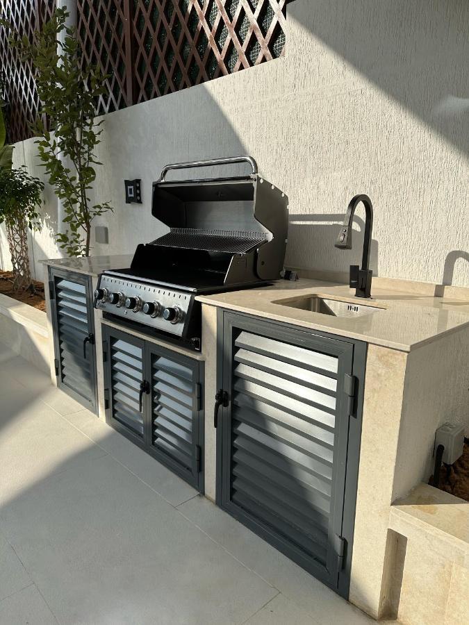 Al Dana Sea View Villa Фуджейра Екстериор снимка