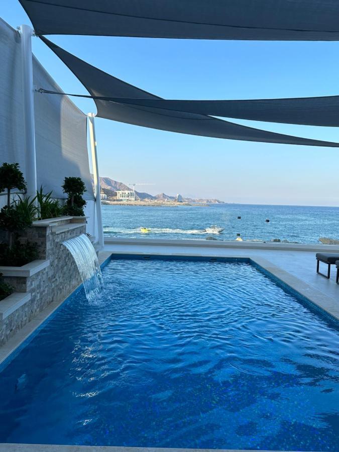 Al Dana Sea View Villa Фуджейра Екстериор снимка