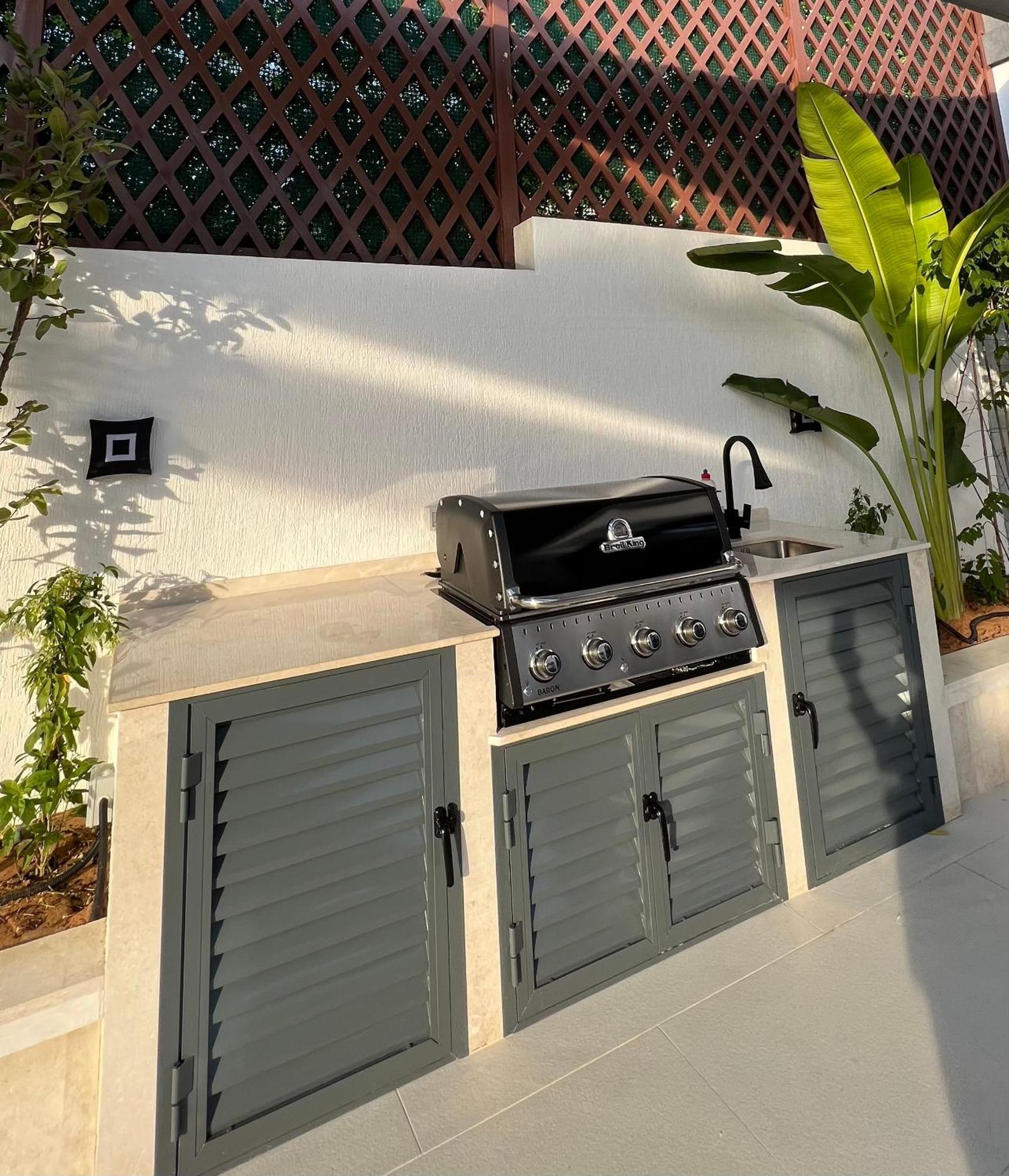Al Dana Sea View Villa Фуджейра Стая снимка